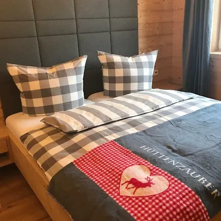Huttenzauber Alpinchalet 3 Nyaraló